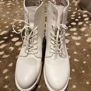 Sam Edelman Garrett Bootie Ivory sz 9.5